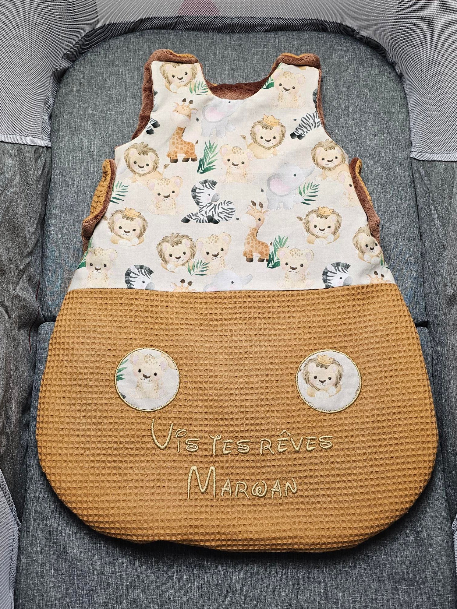 Gigoteuse Personnalisée Garçon 0-6m et 6-12m - Calincaline.be